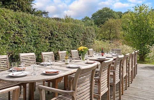 Hay-on-Wye Cabaña | Blackway House - sleeps 20 guests in 7 bedrooms