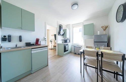 Homecourt Apartamento | Le Julie -Spacious - 5 pers' - 3 beds - Railway station 500m