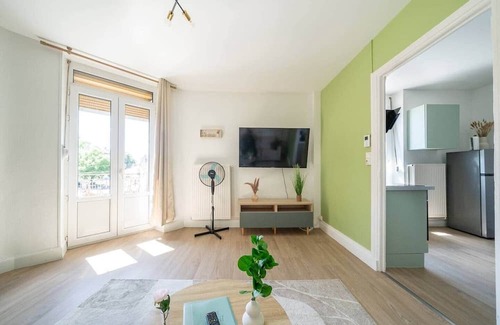 Homecourt Apartamento | Le Julie -Spacious - 5 pers' - 3 beds - Railway station 500m