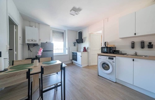 Homecourt Apartamento | Le Andy - Cosy 2 beds - 4 pers' - Wifi - Railway station