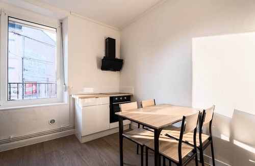 Homecourt Apartamento | Le Cindy - Spacious - Bright - Wifi - Station