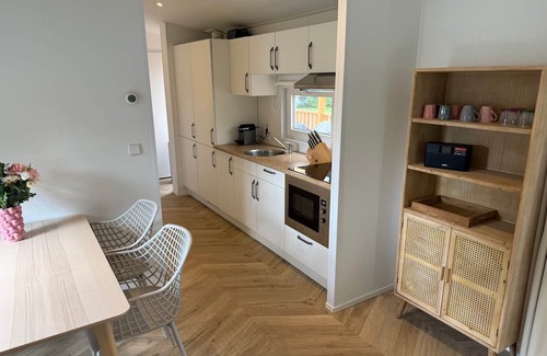 Sevenum Casa | Luxe chalet op 5-sterren camping met ruime veranda