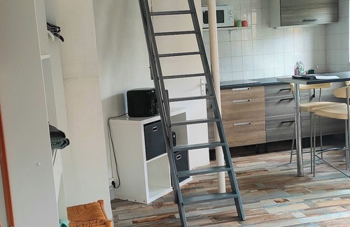 Riom Casa | Quiet, independent studio