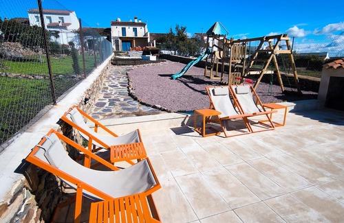Encinasola Casa | Holiday Home "Fuerte Thirteen"