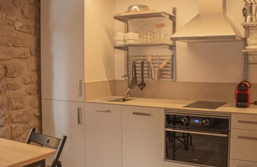 Balaguer Apartamento | Apartment '4 Persones -1' with Shared Terrace, Wi-Fi and Air Conditioning