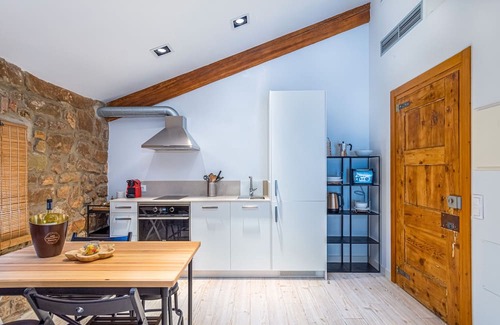 Balaguer Apartamento | Apartment 'Àtic 1' with Private Terrace, Wi-Fi and Air Conditioning