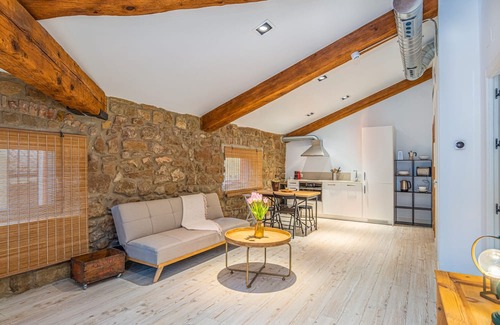Balaguer Apartamento | Apartment 'Àtic 1' with Private Terrace, Wi-Fi and Air Conditioning