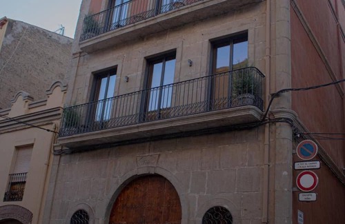 Balaguer Apartamento | Bed and Breakfast 'Habitació Superior' with Shared Terrace, Wi-Fi and Air Conditioning