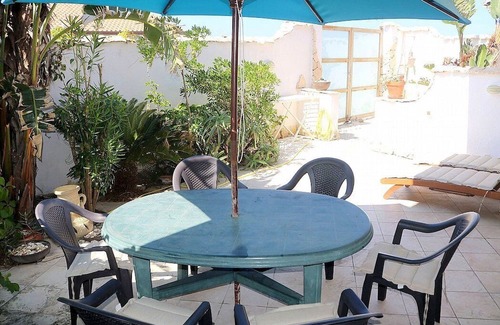 Agnone Bagni Casa | Casa Libezia: A welcoming apartment located right on the beach, with Free WI-FI.
