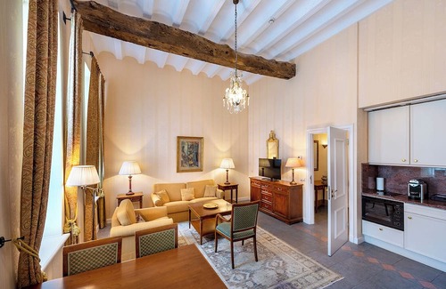 Vilt Apartamento | Corneli Residenties – Château St. Gerlach