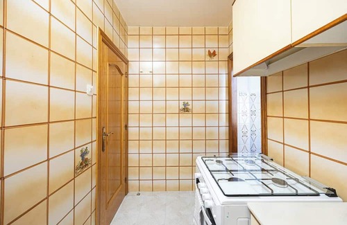 Cornella de Llobregat Apartamento | Experience the charm of our lovely and intimate 3-bedroom home.