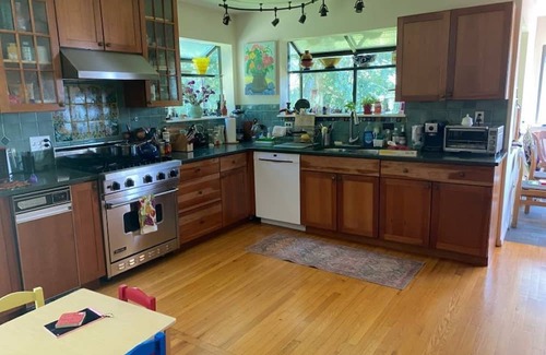 Croton-on-Hudson Casa | Scenic & Serene: 3BR/3BA w Panoramic Hudson Views! A Birder's paradise