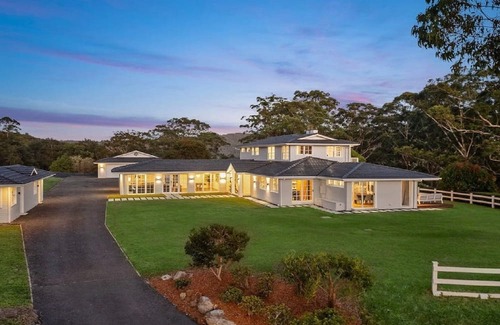 Matcham Casa | YARRIMBAH - Idyllic Coastal Estate with Private Pool & Spa