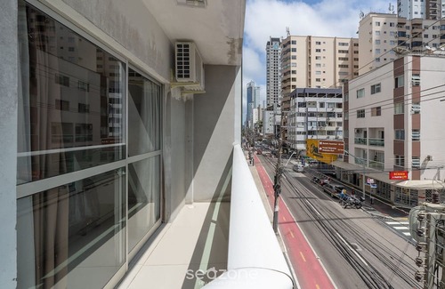 Centro Apartamento | 3BR apt 110m to Beach, Near BC Sights Drb0205