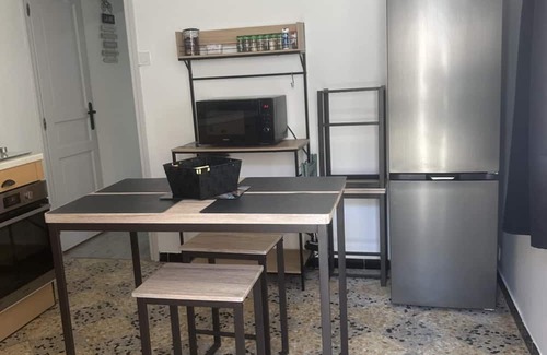 Saint-Julien-en-Saint-Alban Apartamento | T2 in charming Ardèchois village
