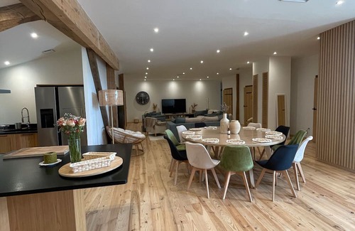 Beguios Casa | Gîte 'Gite Goitiaya' with Private Terrace, Wi-Fi and Air Conditioning