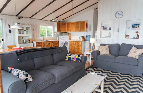 Rideau Lakes Casa | Barber Pointe Cottage
