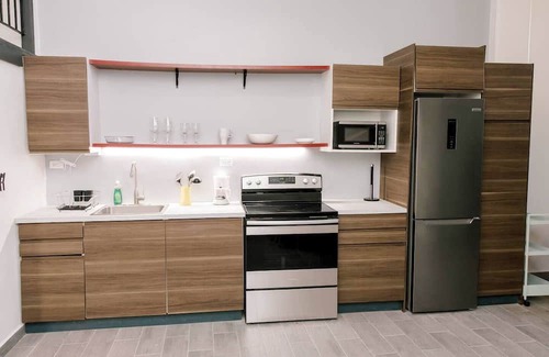 Aguadilla Pueblo Apartamento | Cozy apartment Walking distance to the Beach