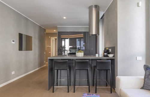 San Babila Apartamento | Central Tower S. Babila - Elegant 2BDR with rooftop terrace