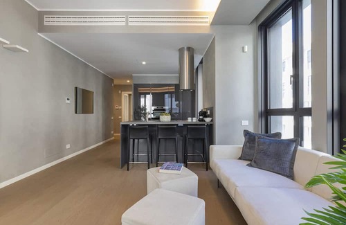 San Babila Apartamento | Central Tower S. Babila - Elegant 2BDR with rooftop terrace