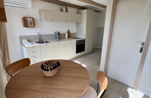 Callian Apartamento | Bright 2-room apartment with breathtaking view 10 minutes from Lake Saint Cassien