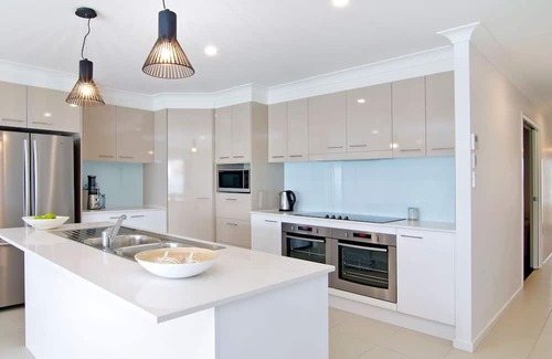 Bilinga Casa | Sentosa on Tugun - Absolute Beachfront Home