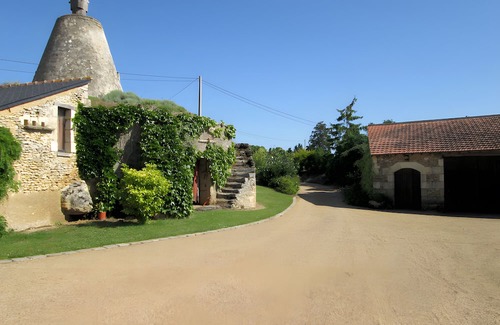 Brigne Apartamento | Independent Gite at Logis des Moulins