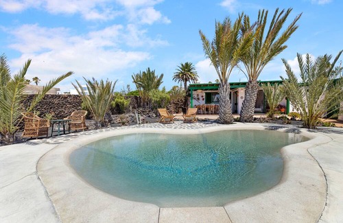 Tias Villa | Villa Los Aljibes by Escape Home