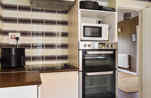 Sherwood Forest Cabaña | 3 bedroom accommodation in Edwinstowe