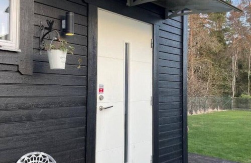 Ojersjo Cabaña | Cozy mini house with Scandinavian design. Pet friendly and close to nature.