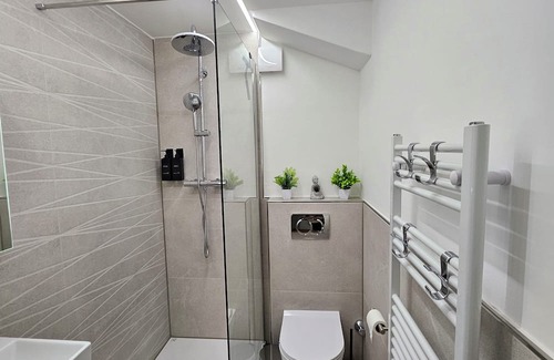 Moers Apartamento | Modern Homes - Fully equipped apartment - Balcony - Hotel beds - 4K TV - WiFi