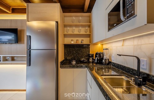 Santa Lidia Apartamento | Comfortable and Sophisticated Accommodations Just Minutes From the Beach - VIL