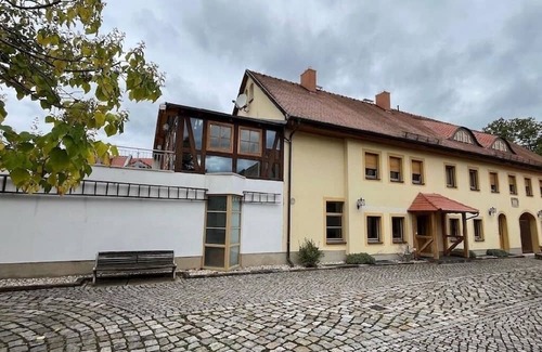 Mickten Casa | Spacious holiday home in Dresden for up to 12 people with 6 bedrooms