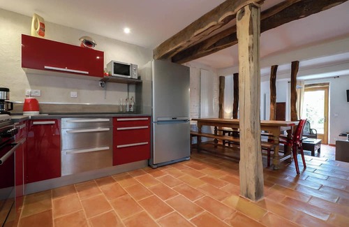 Canens Casa | Peaceful gîte in the heart of nature with large swimming pool and view of the Pyrenees.