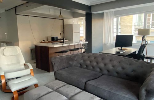 Akcay Apartamento | 3-bedroom roof top in charming Akçay with fitness room, AC and pool