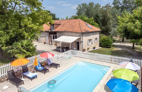 Limeyrat Casa | Charming House with Private Heated Pool/Enclosed Grounds