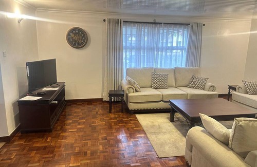 Athi River Villa | Spacious 4-bedroom villa with a Pool in serene Athiriver BAOB