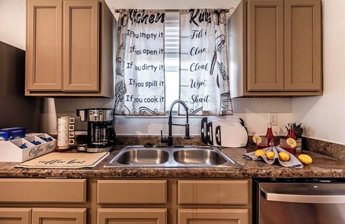 Medina Valley Casa | Elegance Meets Luxury, 6 BR Home, Lackland Base