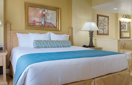 Lake Buena Vista Complejo | Family Getaway at Wyndham Bonnet Creek Resort -Near Disney, Lazy River- 1 Bd Dlx