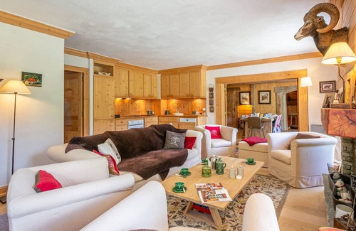 Val-d'Isere Apartamento | Apartamento de lujo al pie de las pistas con vistas impresionantes y terraza!