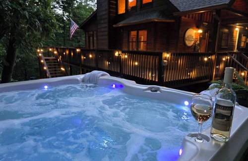 Ellijay Cabina | Serene Ellijay Cabin w/Hot Tub, Firepit, and Sauna
