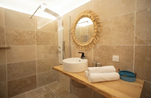 Ginasservis Otro | Gîte & SPA for 2 to 30 people in Provence verte