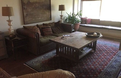 North York Casa | Quiet room in quiet neighbourhood