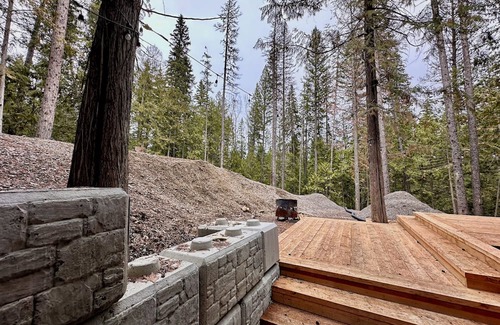 East Kootenay Casa | Alpine Retreat Basement Suite