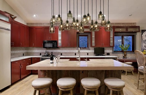 Basalt Casa | Beautiful & Spacious Basalt Home with Mountain Views