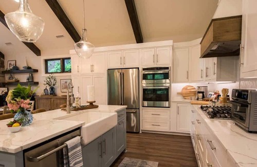 Lake Lure Casa | Relaxing Lake Retreat~EV Charger~Sleeps 15