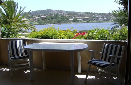 San Teodoro Apartamento | Coda Cavallo wonderful two-room apartment with sea view