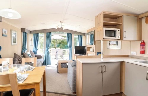 Hopton Chalet De Esquí | Dog Friendly 3 Bedroom Static Caravan in Fritton