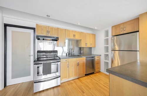Southeast False Creek Apartamento | D25 - Large 1 bedroom 2 bathroom in Mount Pleasant