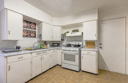 West San Antonio Casa | 14 Guests Alamo River Walk Zoo SeaWorld SAT